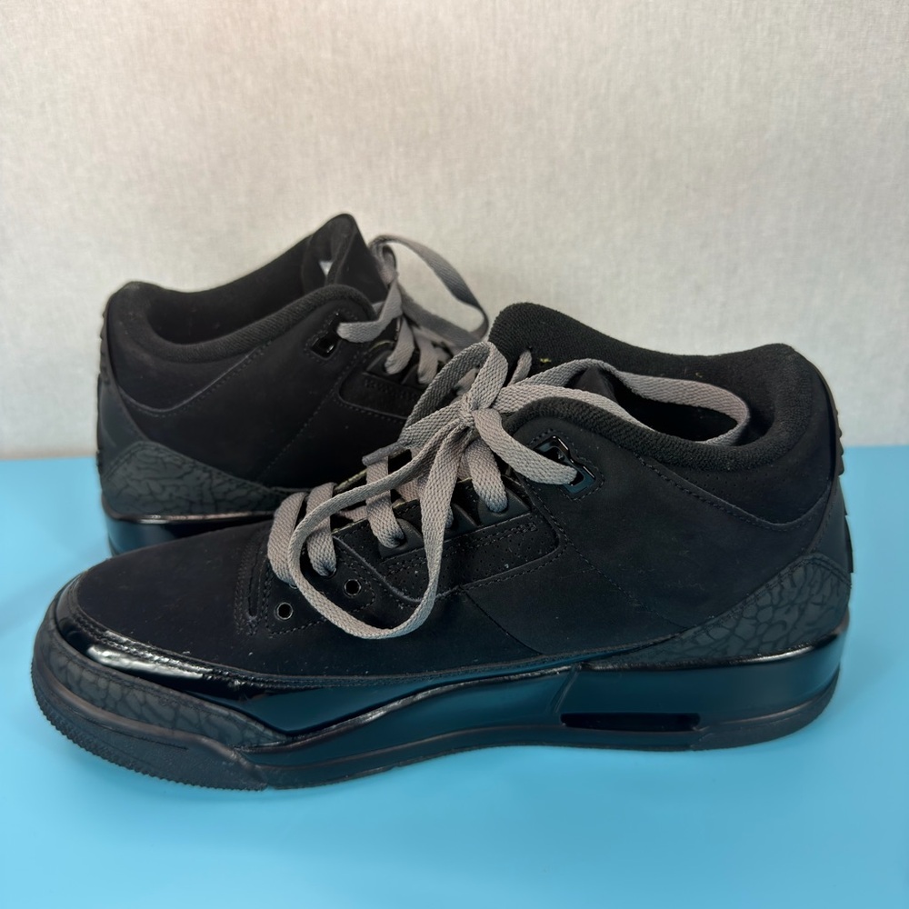 Jordan 3 Black Cat - Picture 8 of 12